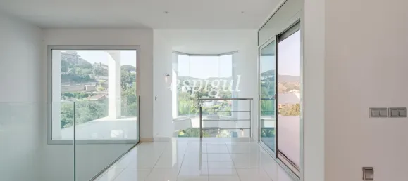 Дом с 5 спальнями в Барселона, Испания № 165848 22