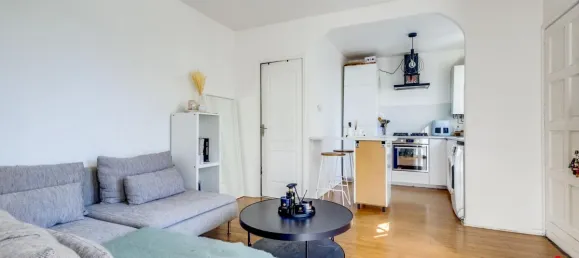 1 bedroom Apartment in Bagnolet, France No. 349318 3