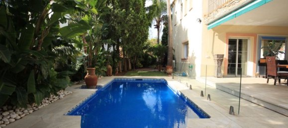 7 bedrooms Villa in Marbella, Spain No. 147979 10