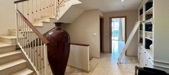 7 bedrooms Villa in Marbella, Spain No. 147979 21