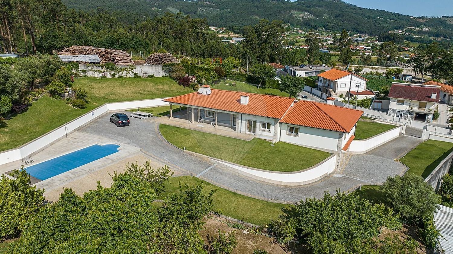 Casa de 4 dormitorios en Guimaraes, Portugal No. 178747