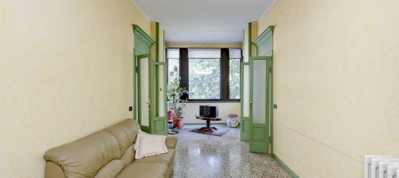 Квартира с 6 комнатами в Брешиа, Италия № 4355 8