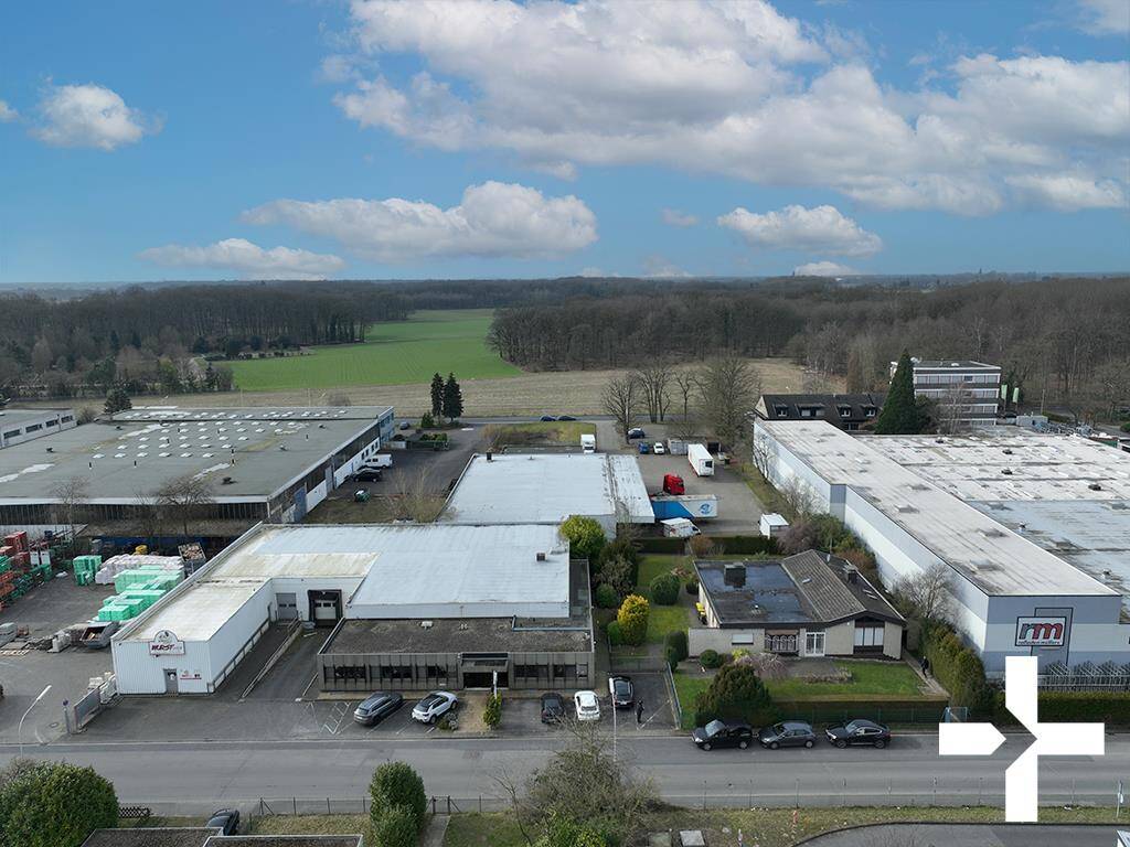 1470m² Warehouse in Monchengladbach, Germany No. 81044