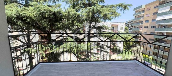 4 rooms Apartment in Bari, Italy No. 30100 16