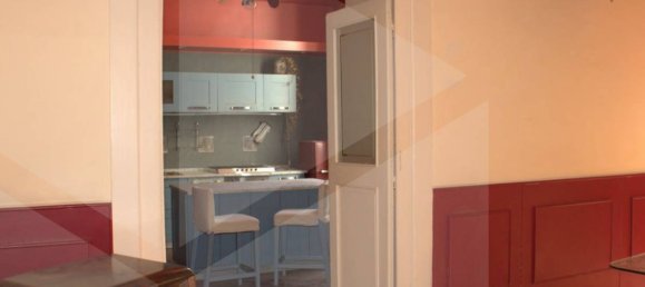 5 rooms Apartment in Naples, Italy No. 25034 7