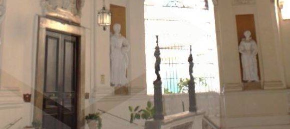 5 rooms Apartment in Naples, Italy No. 25034 30