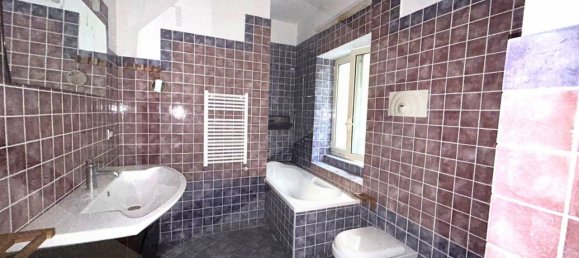 5 rooms Apartment in Naples, Italy No. 25034 24