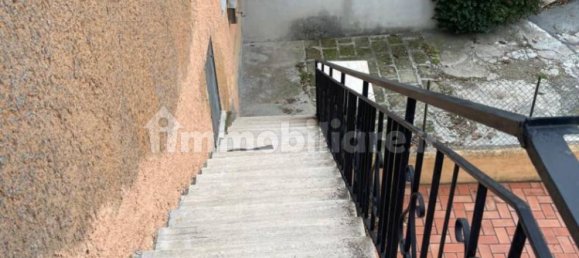 Квартира с 3 спальнями в Формелло, Италия № 137104 5