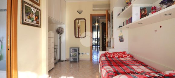 3 rooms Apartment in Rho, Italy No. 12812 18