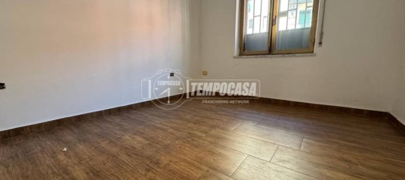 Apartamento de 3 dormitorios en Naples, Italy No. 344999 17