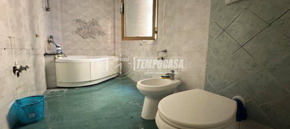 Apartamento de 3 dormitorios en Naples, Italy No. 344999 5