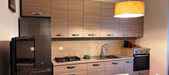 2 rooms Apartment in Desenzano del Garda, Italy No. 271902 3