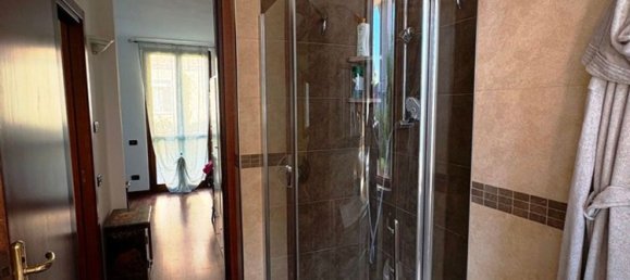 2 rooms Apartment in Desenzano del Garda, Italy No. 271902 16