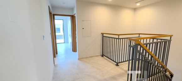 4 bedrooms Townhouse in Dubai Land, UAE No. 28837 8