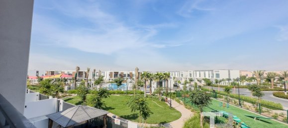 4 bedrooms Townhouse in Dubai Land, UAE No. 28837 12