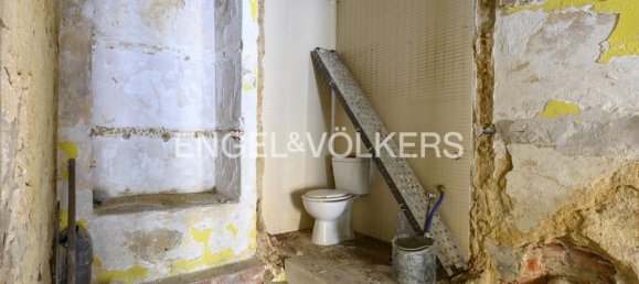 39m² Commercial property in Lisbon, Portugal No. 13498 8