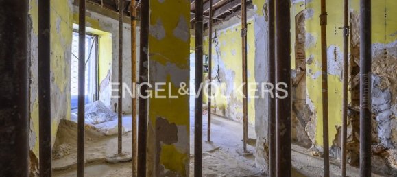 39m² Commercial property in Lisbon, Portugal No. 13498 7