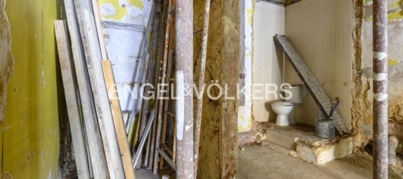 39m² Commercial property in Lisbon, Portugal No. 13498 10