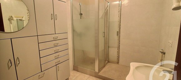 3 chambres Appartement à Vendôme, France No. 45202 7