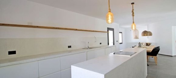 Casa de 4 dormitorios en Moraira, Spain No. 177223 11