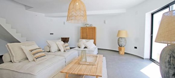 Casa de 4 dormitorios en Moraira, Spain No. 177223 8