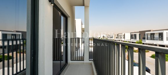 3 chambres villa à louer à Dubai South (Dubai World Central), Dubai, UAE № 196968 11