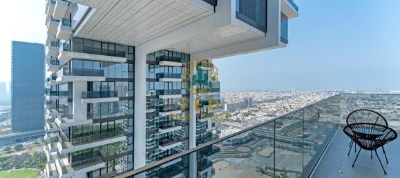 Квартира с 2 спальнями в Аль-Кифаф, ОАЭ № 8206 3