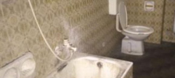 3 rooms Apartment in Lungavilla, Italy No. 181351 8