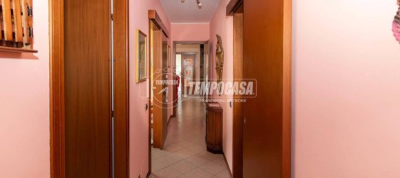 2 bedrooms Apartment in Seriate, Italy No. 288102 13