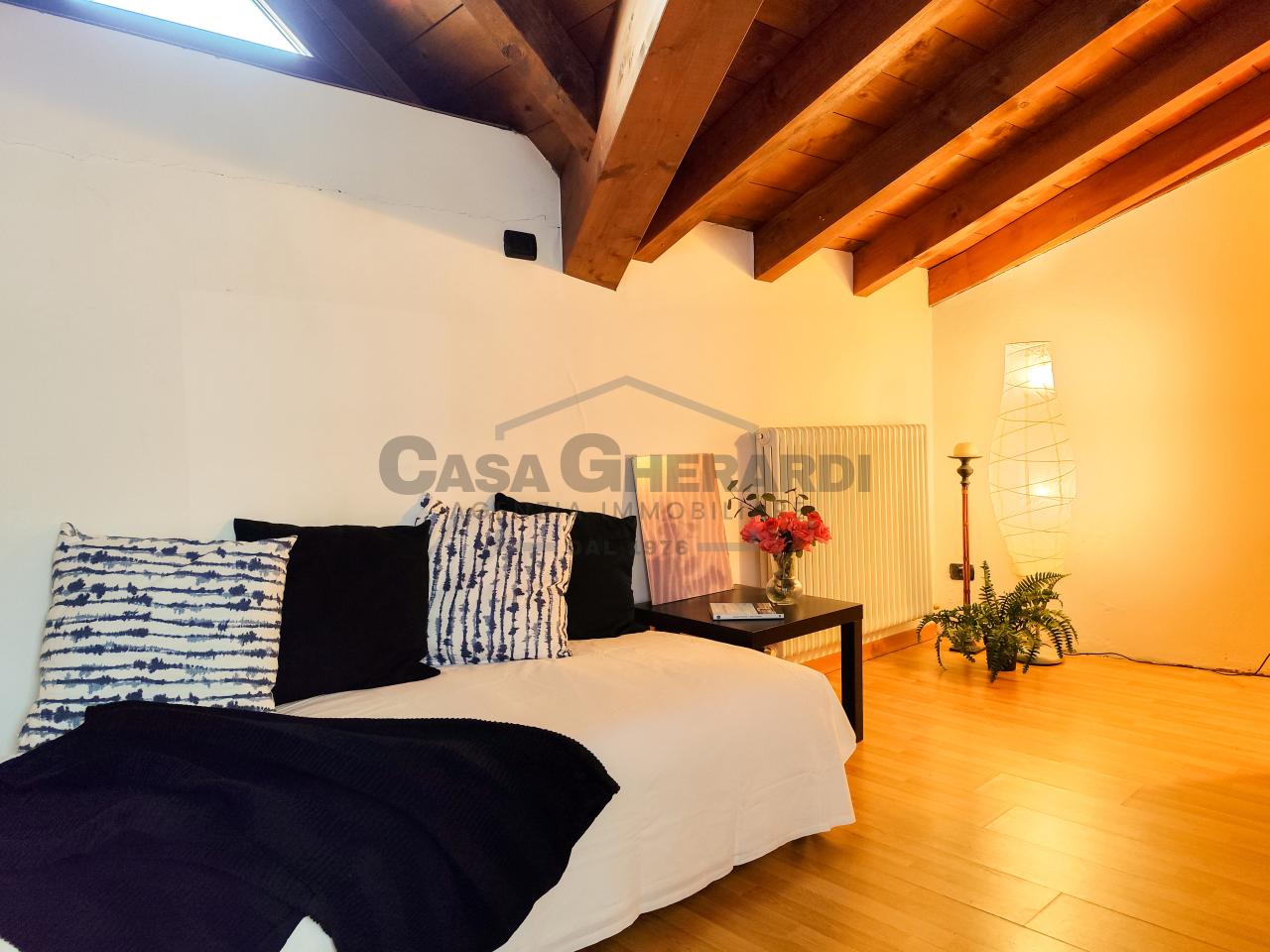 Studio in Ponte San Pietro, Italy, Nr. 32707