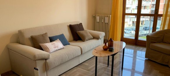 4-salle Appartement à Asti, Italy No. 170723 31
