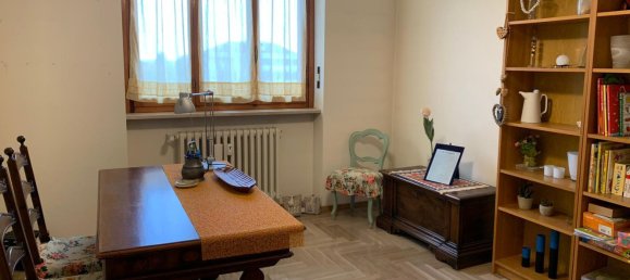 4-salle Appartement à Asti, Italy No. 170723 20