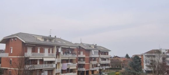 4-salle Appartement à Asti, Italy No. 170723 5