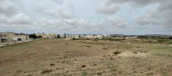 3 chambres Appartement à Lija, Malta No. 2258 7