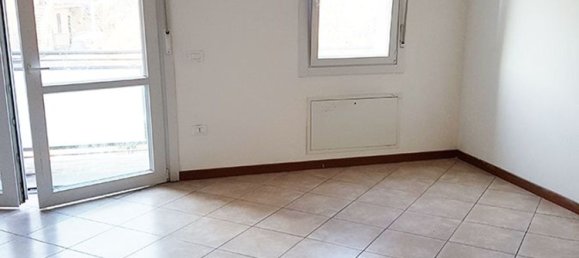 3 rooms Apartment in Malalbergo, Italy No. 99803 6