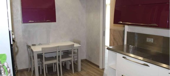 3-salle Appartement à Cesano Maderno, Italy No. 90291 9