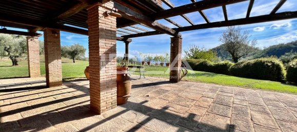 Terreno de 8 divisões em Montecatini Terme, Italy N.º 24460 25