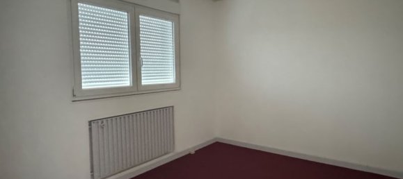 2 bedrooms Apartment in Saint-Dizier, France No. 251003 4