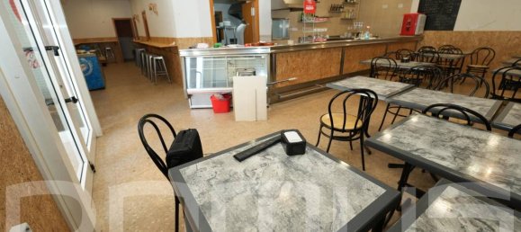 Imóvel comercial em Sant Vicenc Dels Horts, Spain 140 m² N.º 168574 2