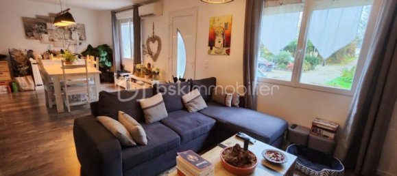 3 Schlafzimmer Haus in Bannalec, France, Nr. 318080 2