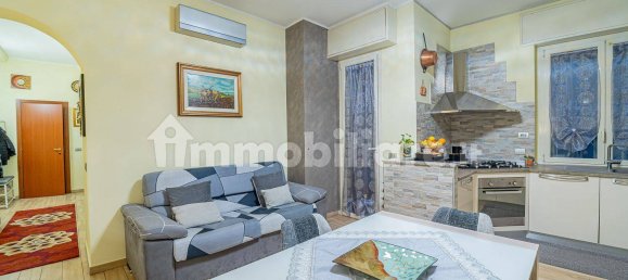 2 Schlafzimmer Wohnung in Milan, Italy, Nr. 336118 9