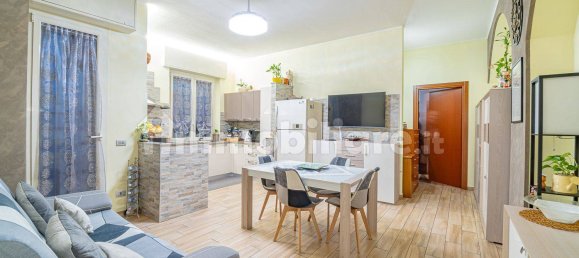 2 Schlafzimmer Wohnung in Milan, Italy, Nr. 336118 6