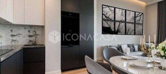 Квартира с 2 комнатами в Монца, Италия № 290872 2