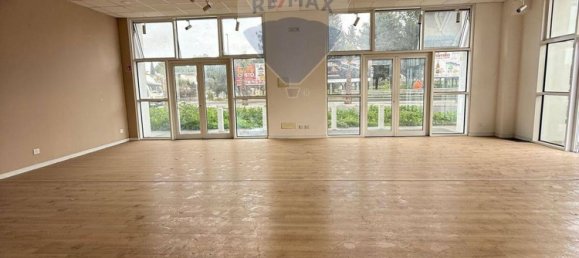 Propriété commerciale à Modugno, Italy 110m² No. 57014 8