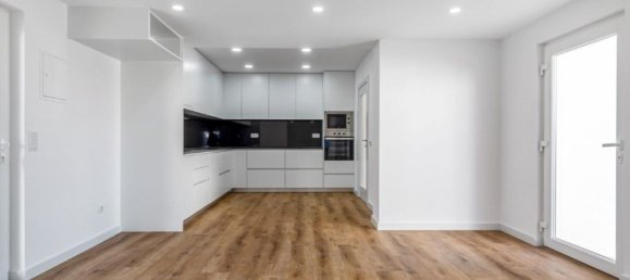 5 bedrooms House in Atouguia da Baleia, Portugal No. 116877 6