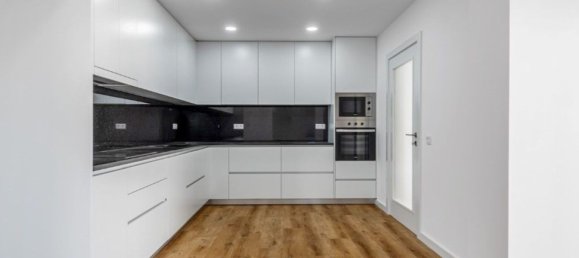 5 bedrooms House in Atouguia da Baleia, Portugal No. 116877 4