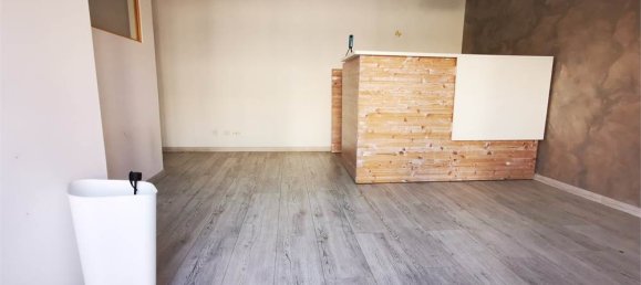 2 rooms Commercial property in Pozzo d'Adda, Italy No. 213662 9