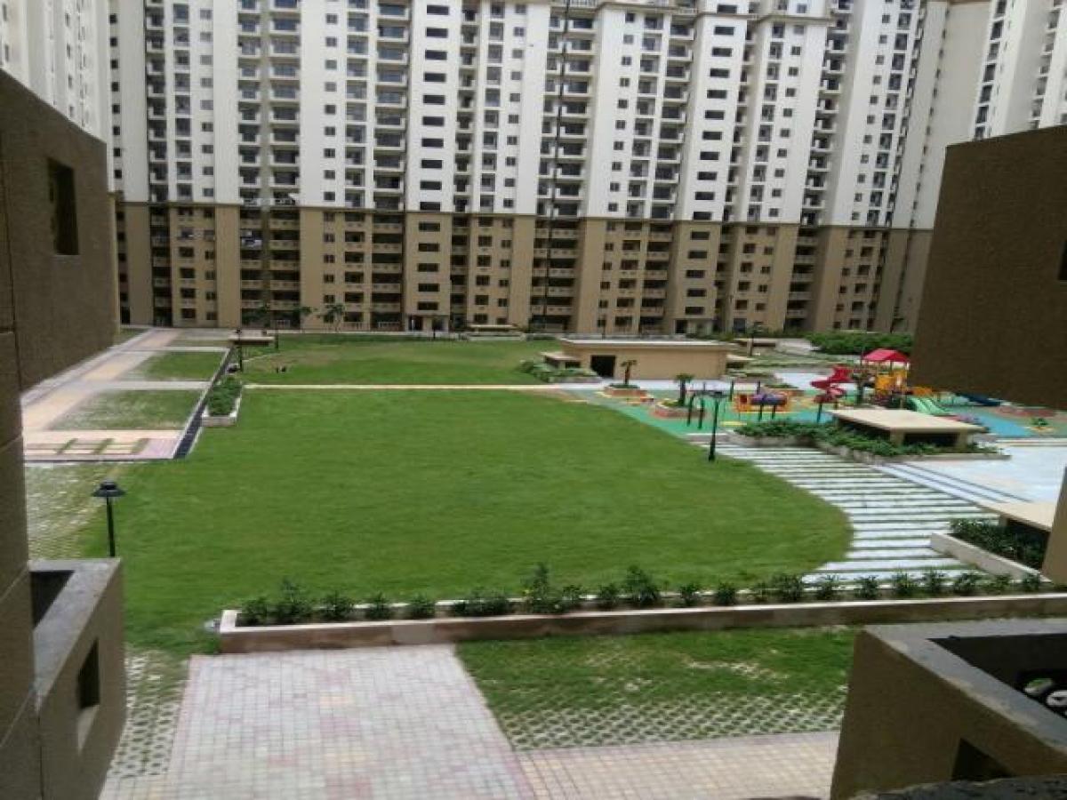 2 Schlafzimmer Haus in Noida, India, Nr. 65087