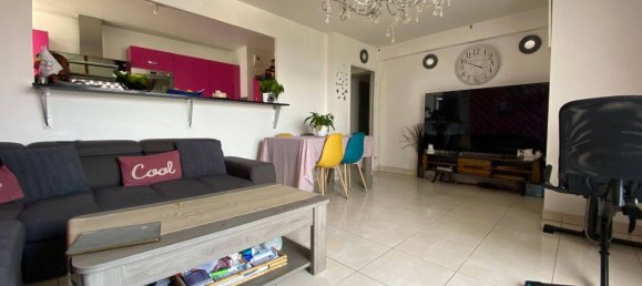 3 bedrooms Apartment in Garges-les-Gonesse, France No. 334345 4