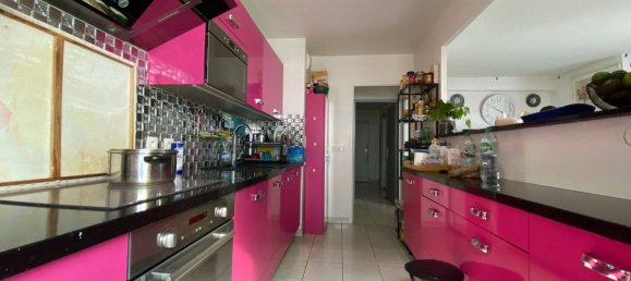 3 bedrooms Apartment in Garges-les-Gonesse, France No. 334345 8